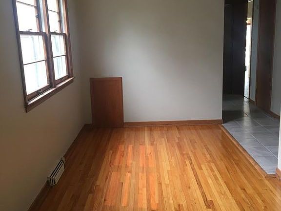 4th image of 4236 46th Ave S APT 4