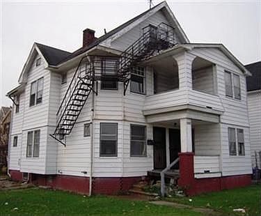 2nd image of 12410 Kinsman Rd