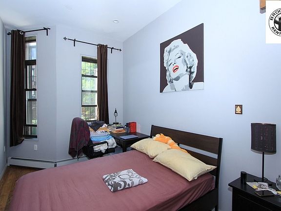 5th image of 1310 Pacific St #1A