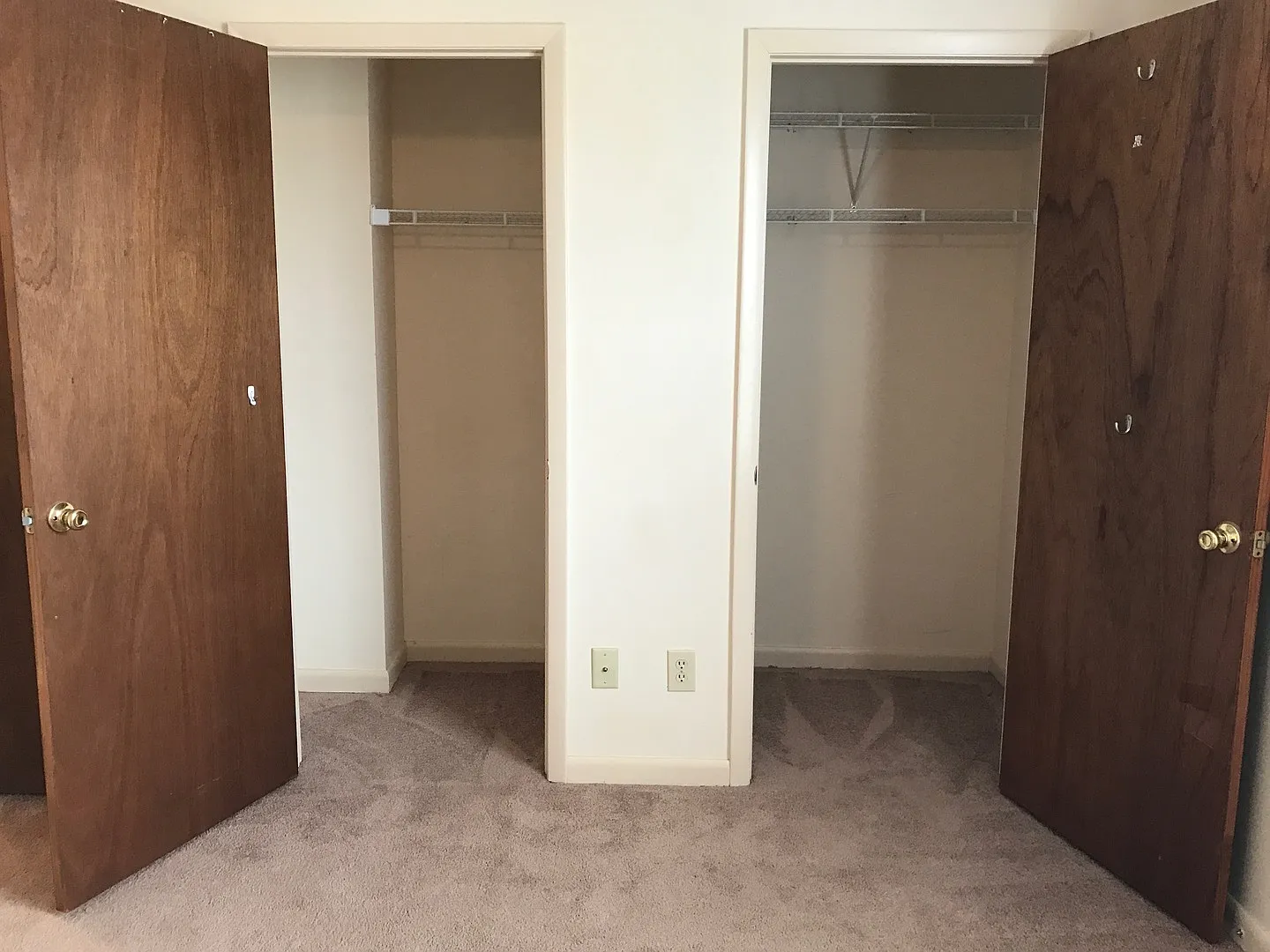 Park Village - Bldg 40 — Photo 4
