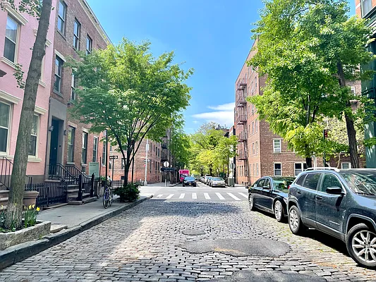 Rented by Compass | media 17