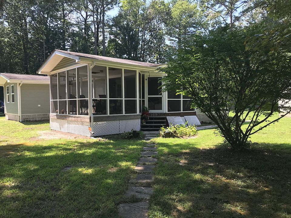 1st image of 28208 Lee Dr