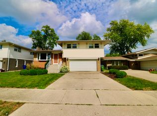 10313 Long Ave, Oak Lawn, IL 60453