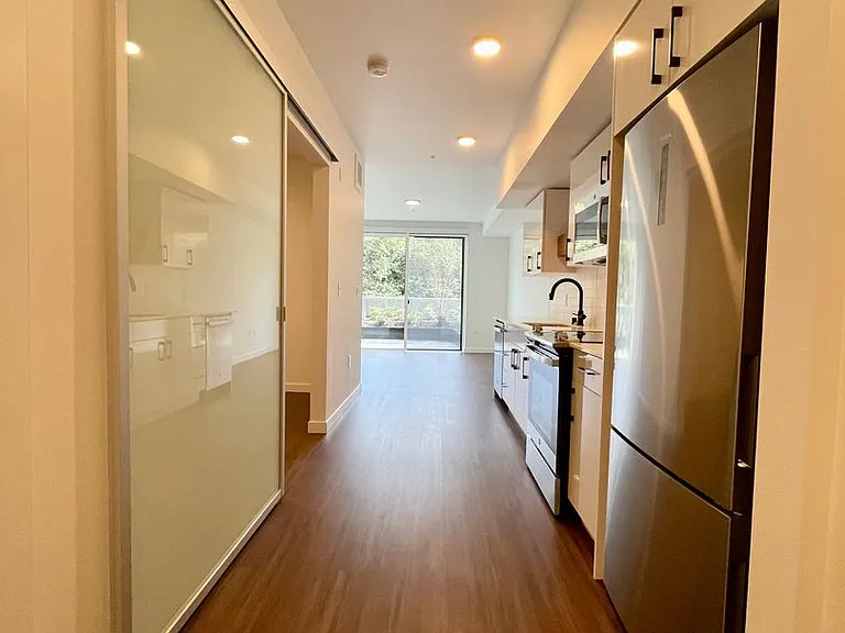 Spur Apartments — Photo 43