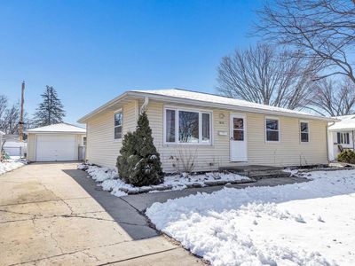 800 North LOCUST STREET, Green Bay, WI, 54303