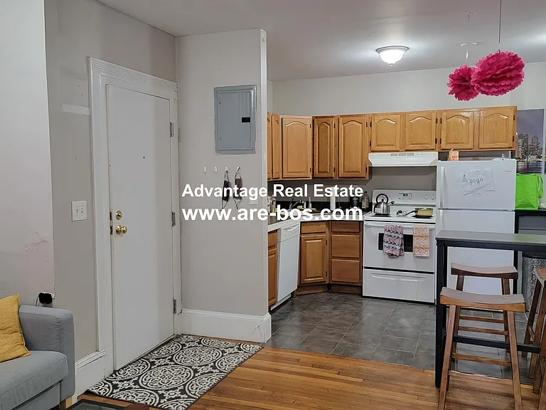 1056 Commonwealth Ave #21 — Photo 1