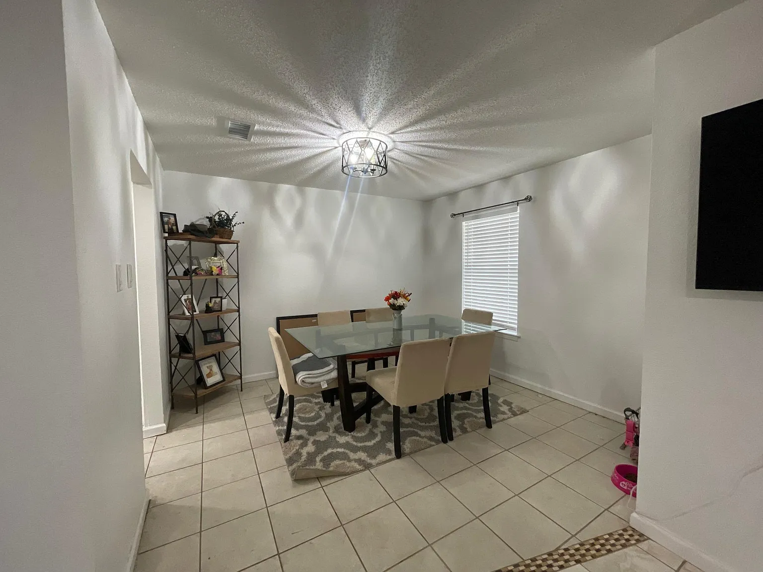 11701 Quartz Cir — Photo 2