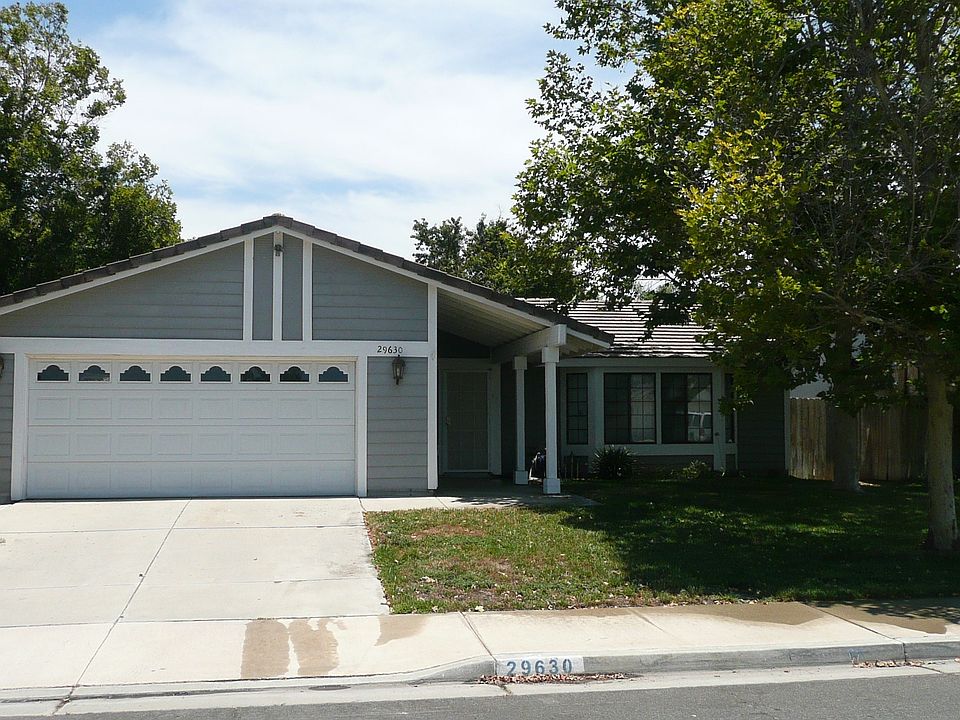2nd image of 29630 Dunkirk St