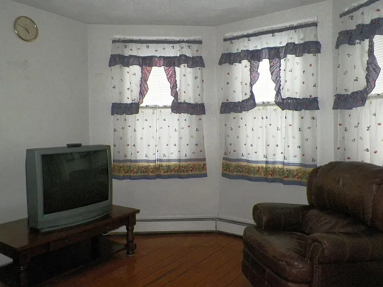 613 Douglas Ave #1 — Photo 10