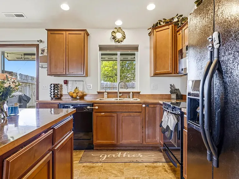 5512 Leon Ct — Photo 17