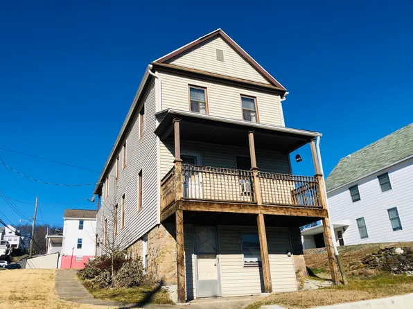 210 E Grove St, Edwardsville, PA 18704