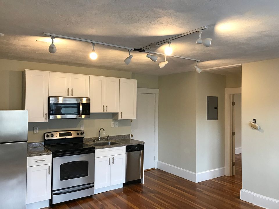 Kitchen / Living room