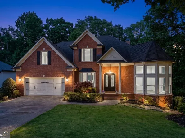 6185 Masters Club Dr, Suwanee, GA 30024