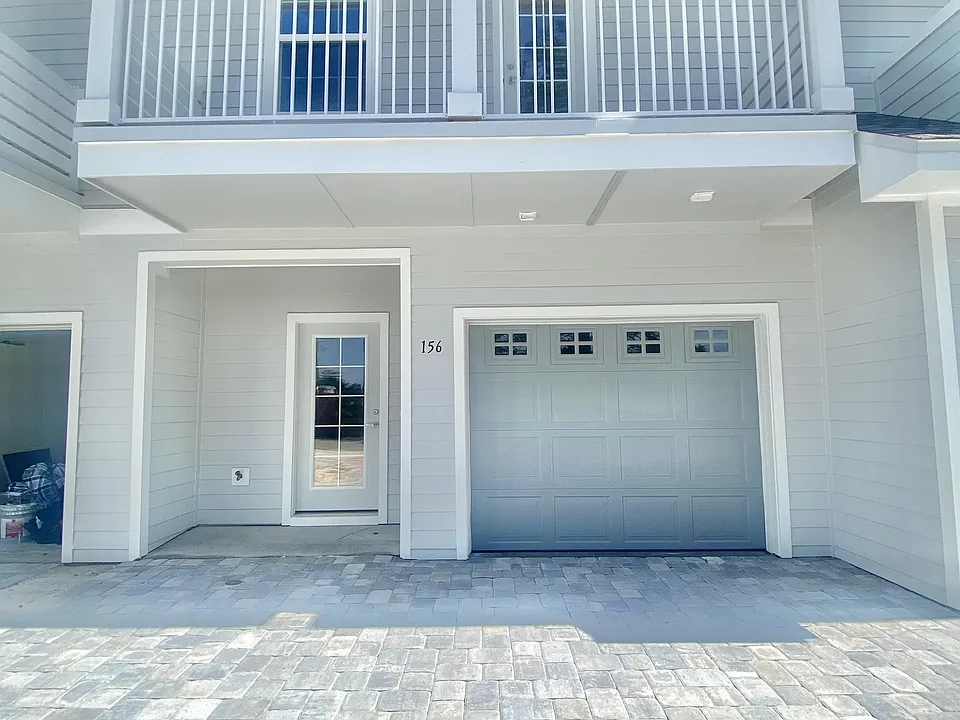 160 Kara Lake Dr