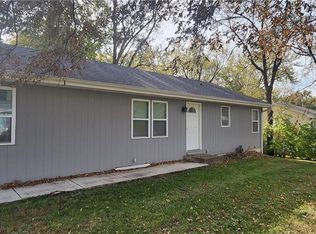 524 E 3rd St, Lawson, MO 64062