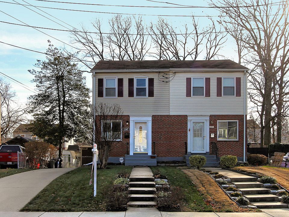 1st image of 2247 Roanoke Dr