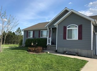 504 Quail Rd, Westmoreland, KS 66549