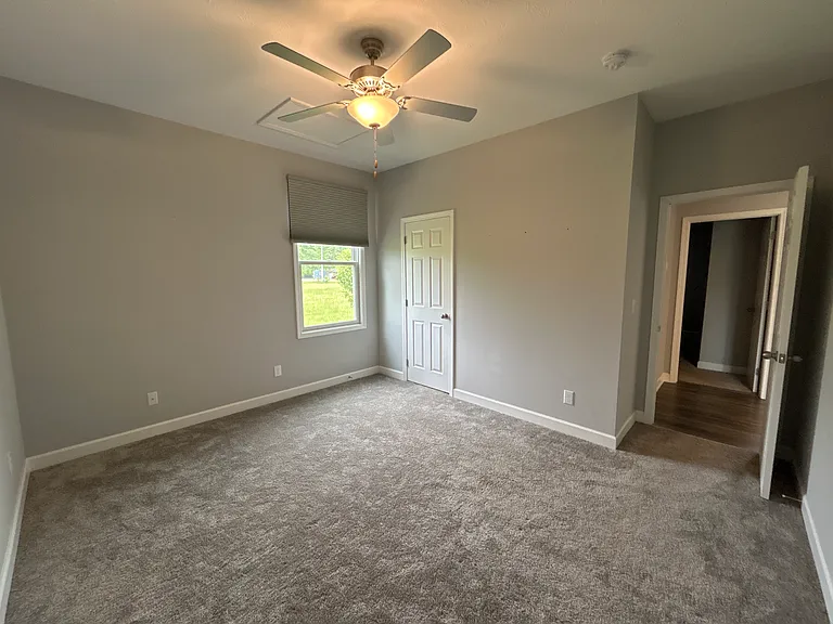 866 SE Santee Dr — Photo 31