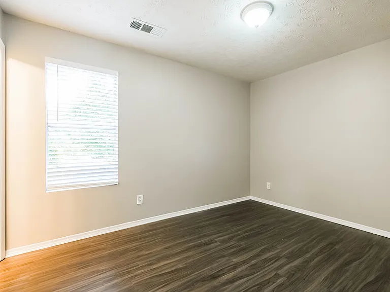 4707 Greenway Rd — Photo 11