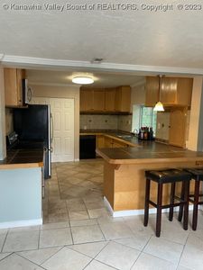 100 Steele St, Dunbar, WV, 25064