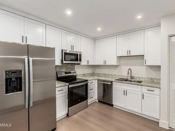 830 S Dobson Road #72, Mesa, AZ 85202