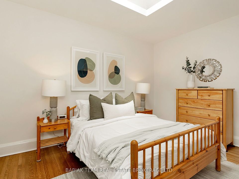 22nd image of 16 Palisades