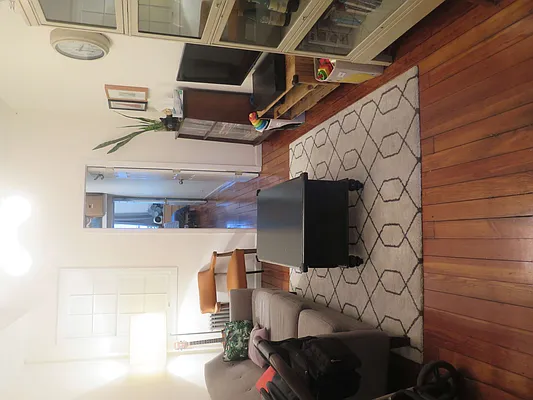 Rented by Spot It Realty LLC | media 4