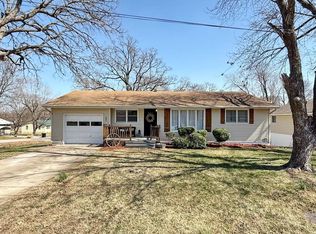 901 S Cedar St, El Dorado Springs, MO 64744
