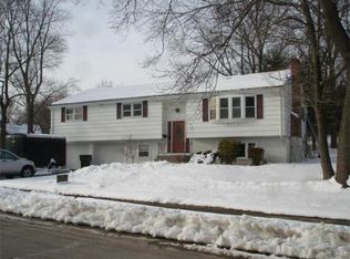 2 Pauline Dr, Natick, MA 01760