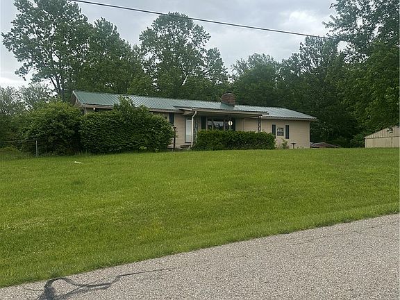 3rd image of 10190 Stephen Young Rd