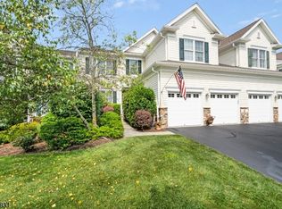 92 Mackenzie Ln S, Denville, NJ 07834