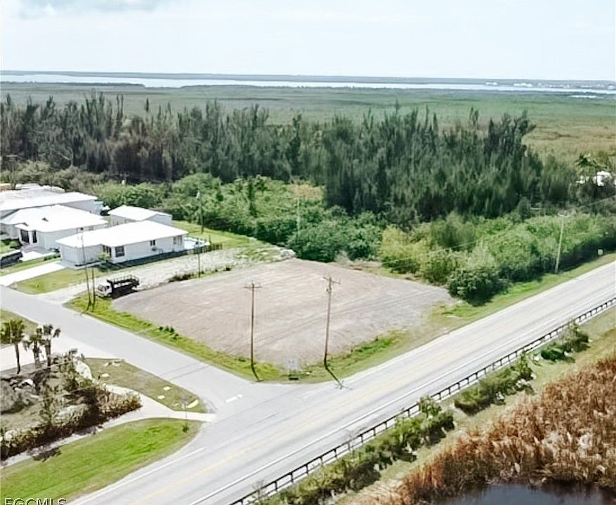 1st image of 11981 Scallop Dr