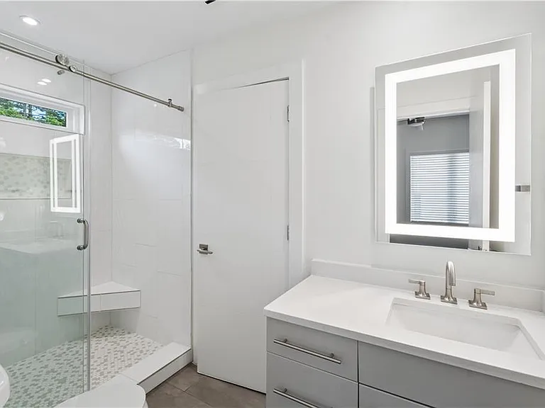 4130 Lower Roswell Rd — Photo 22
