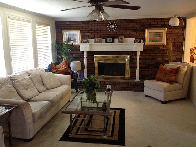 1st image of 226 Lakeview Dr