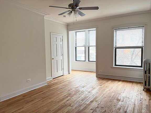 3rd image of 4556 N Dover St #1409-2A