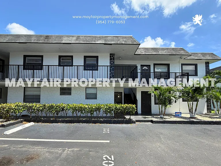 5661 SW 36th Ct #106 — Photo 11