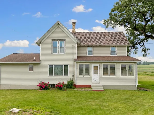 N2485 County Road II, Columbus, WI 53925
