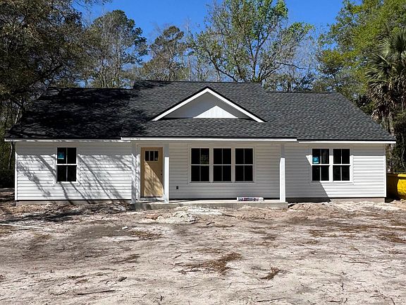 3rd image of 86 Renegade Rd