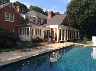 2737 Lemon Tree Ln, Charlotte, NC 28211