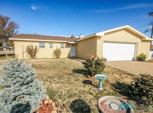 1004 W Yucca Ave, Clovis, NM 88101