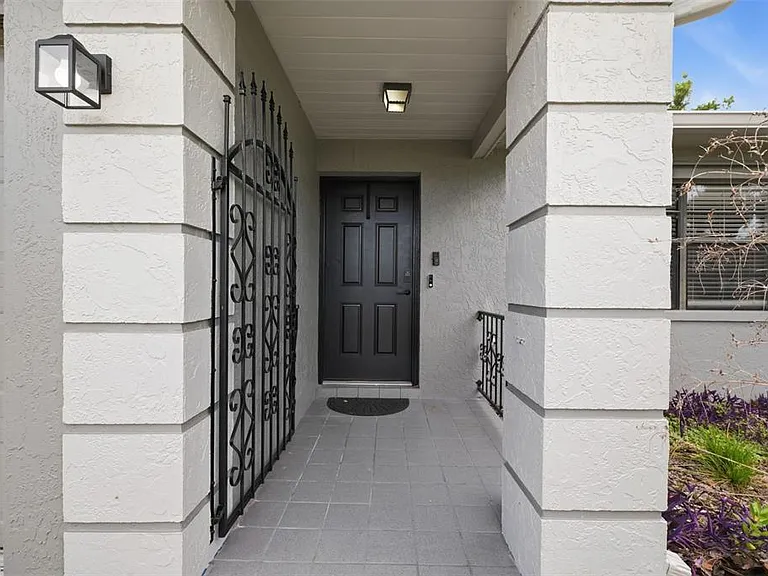 6310 Gainsboro Ave — Photo 4