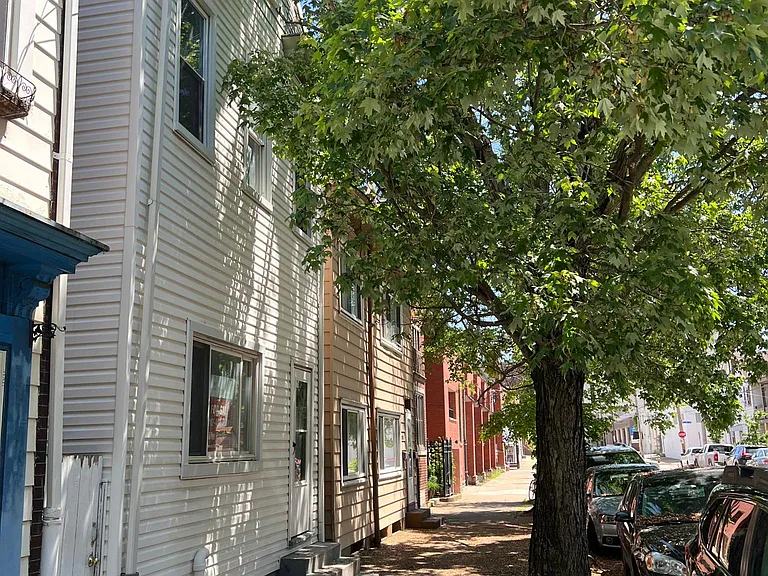 1813 Mary St #1 — Photo 1
