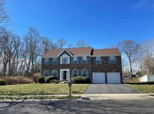 42 Clover Hill Cir, Egg Harbor Township, NJ 08234