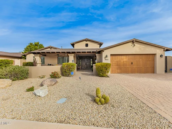 8562 E TURNEY Avenue, Scottsdale, AZ 85251
