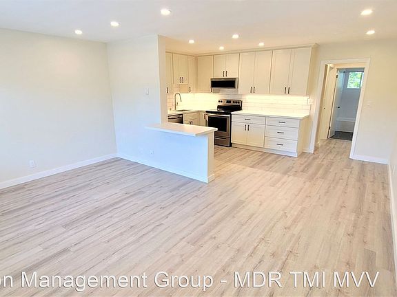 2nd image of 438 N El Camino Real #305