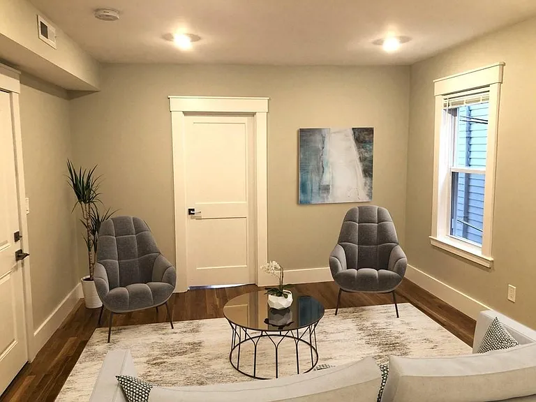 23 Howard St #2 — Photo 4