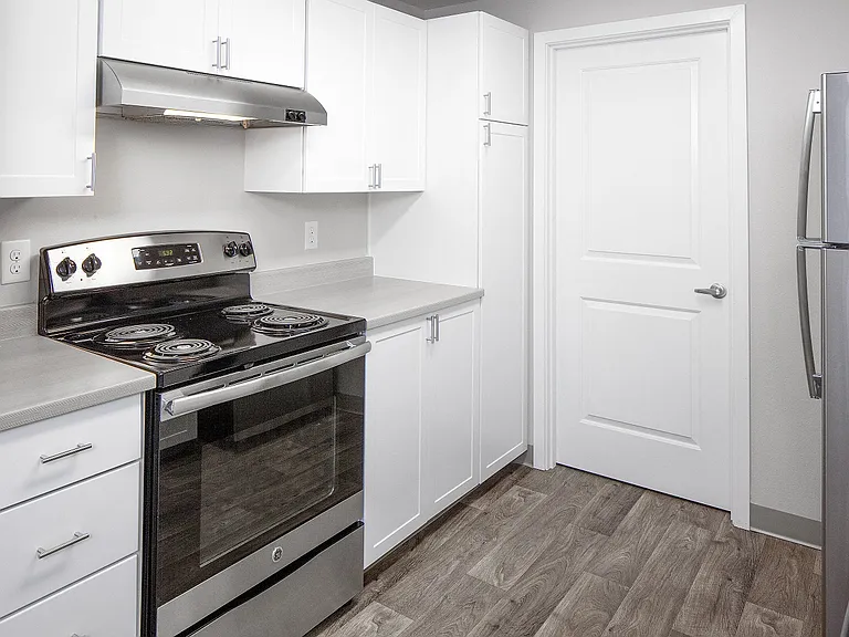 Stonesthrow Apartments — Photo 17