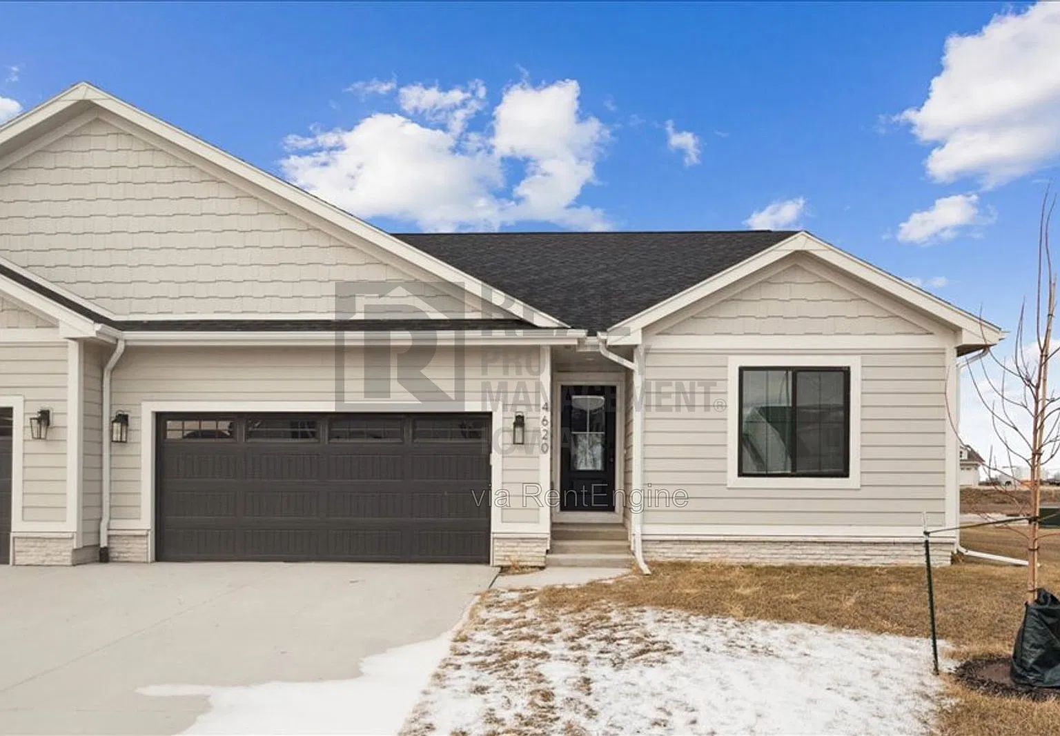 3 bed, 2.0 bath, 1449 sqft, $2,095 — Photo 1