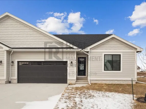 4620 NW 17th St, Ankeny, IA 50023