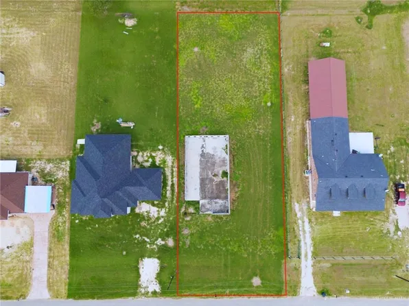 14818 E Davis Rd, Edcouch, TX 78538